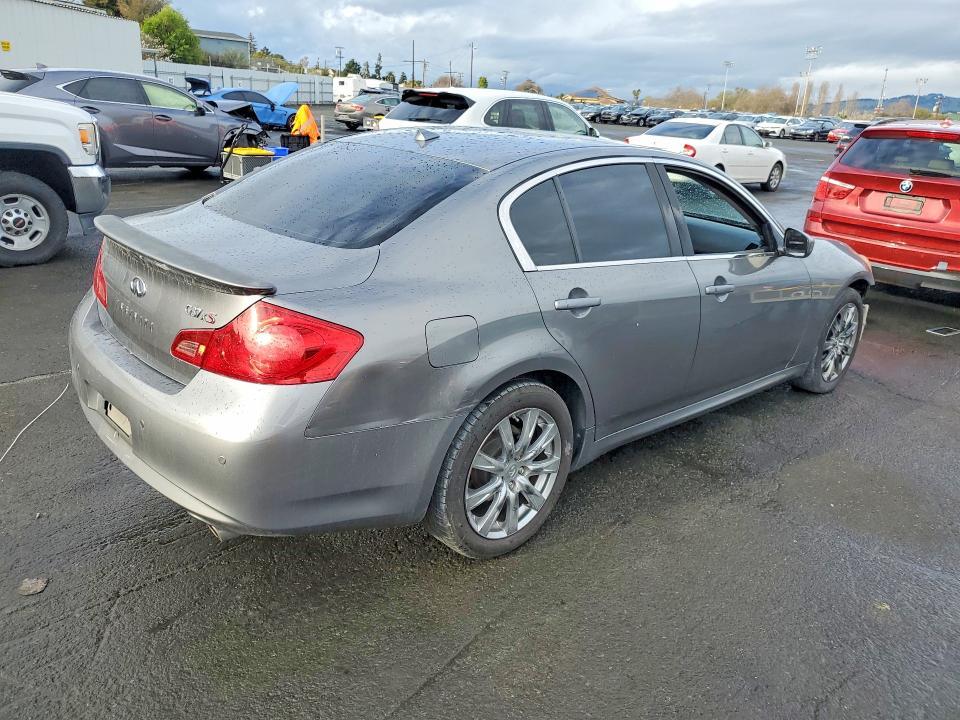 2010 Infiniti G37