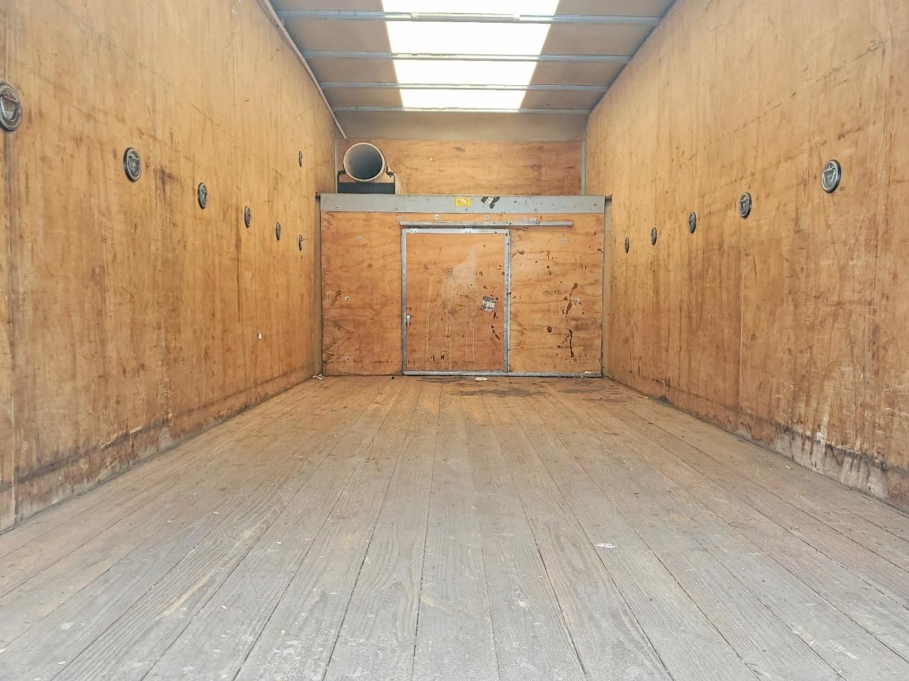 2018 Chevrolet Express Delivery Truck