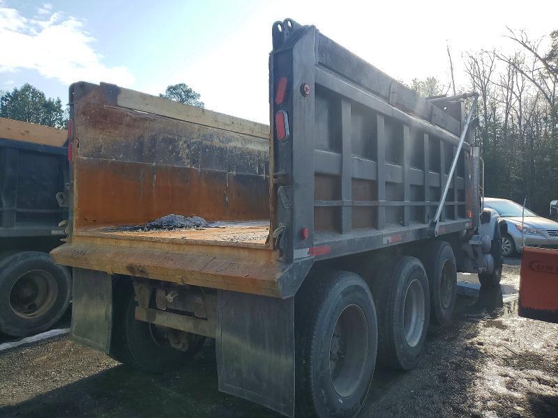 2005 Mack 700 Cv700