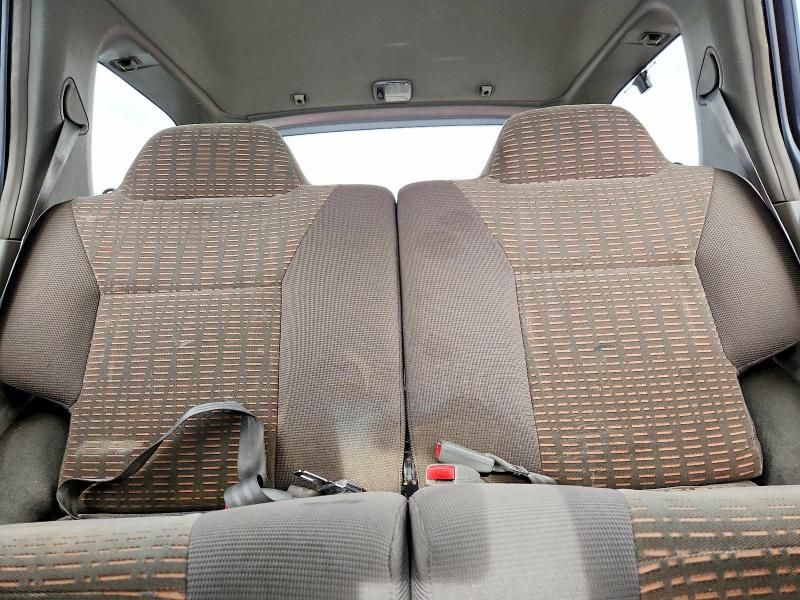 2000 Nissan Xterra xe