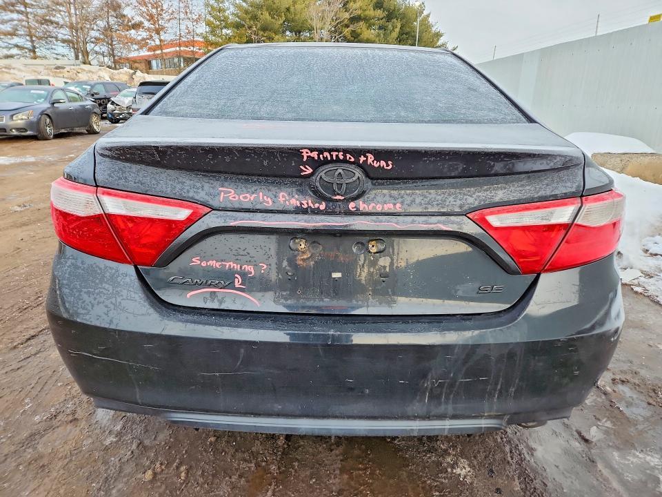 2016 Toyota Camry le