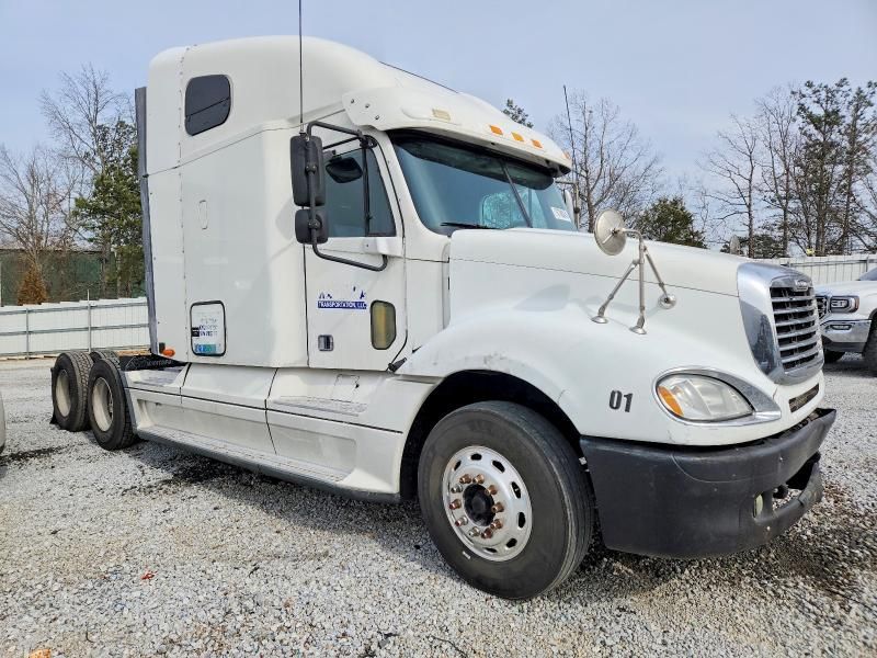 2006 Freightliner Columbia 120 Semi Truck