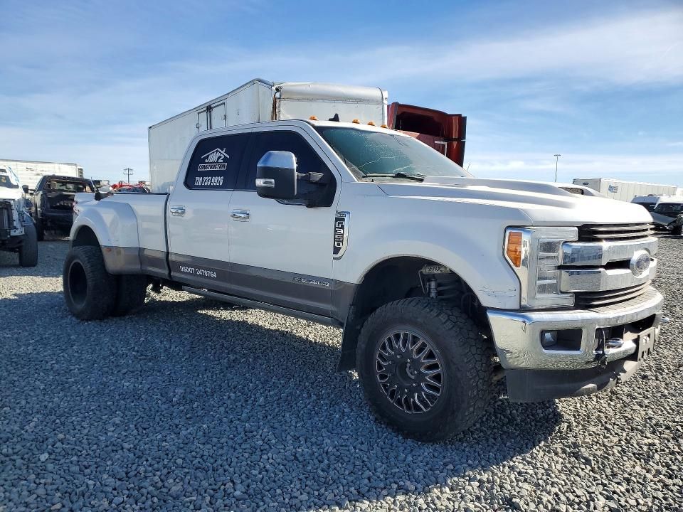 2019 Ford Super Duty F-350 W/D