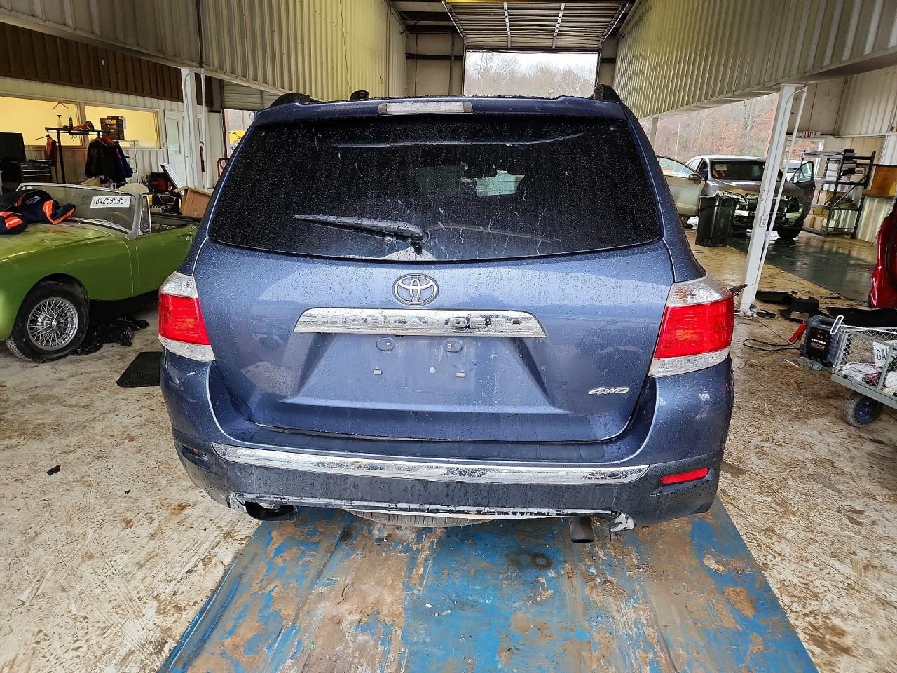 2013 Toyota Highlander Base