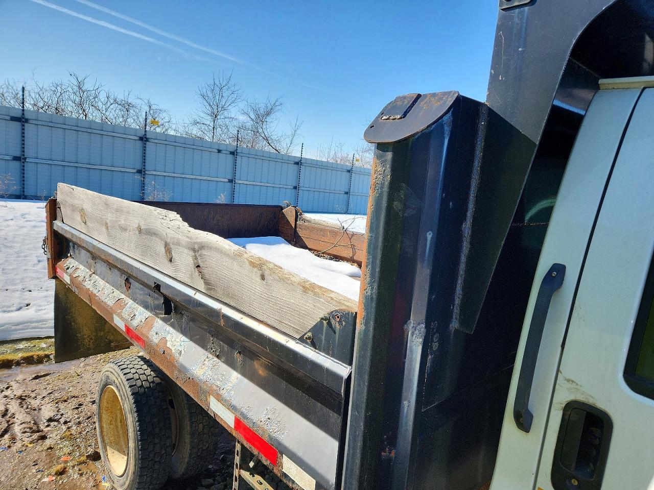 2005 GMC C5500 Dump Truck