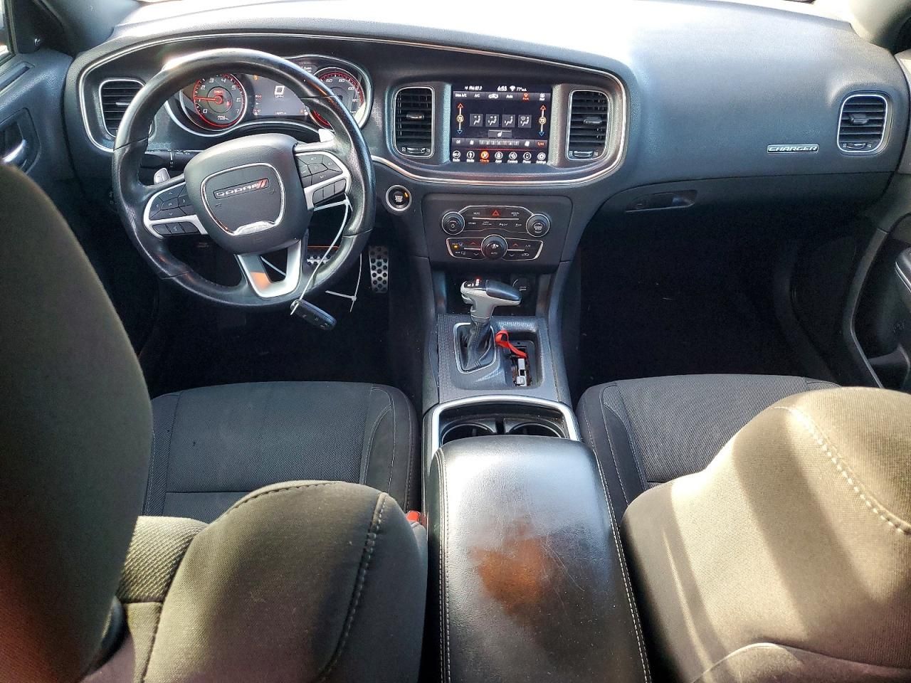 2018 Dodge Charger sxt Plus