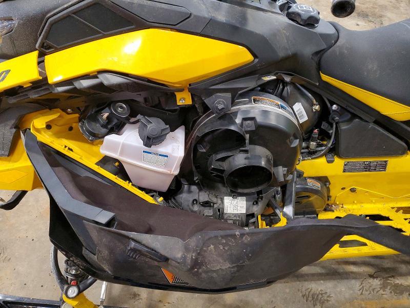 2024 Skidoo 2024 Skidoo Mxzrs