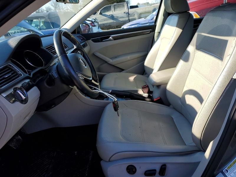 2017 Volkswagen Passat se