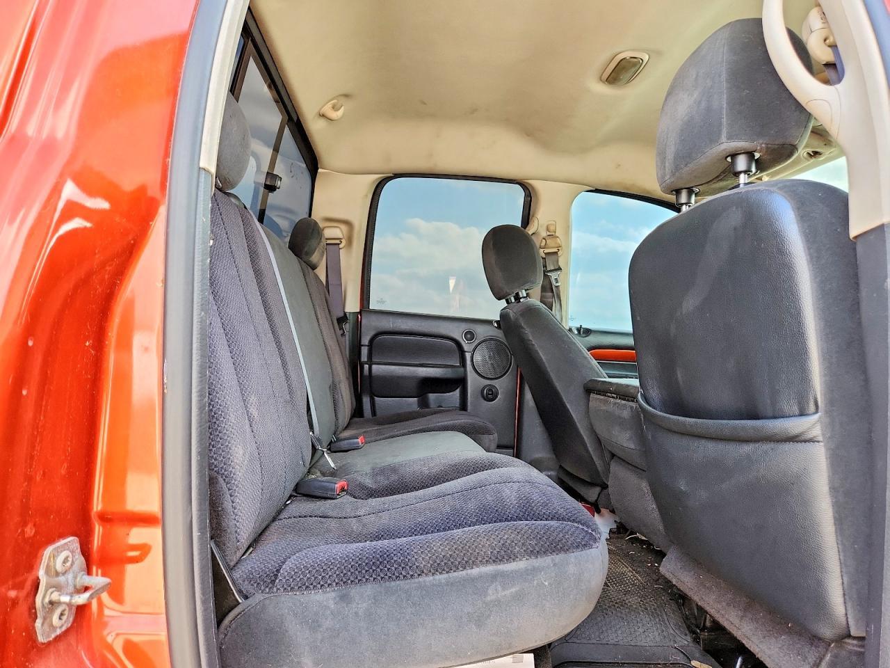 2005 Dodge RAM 1500 ST