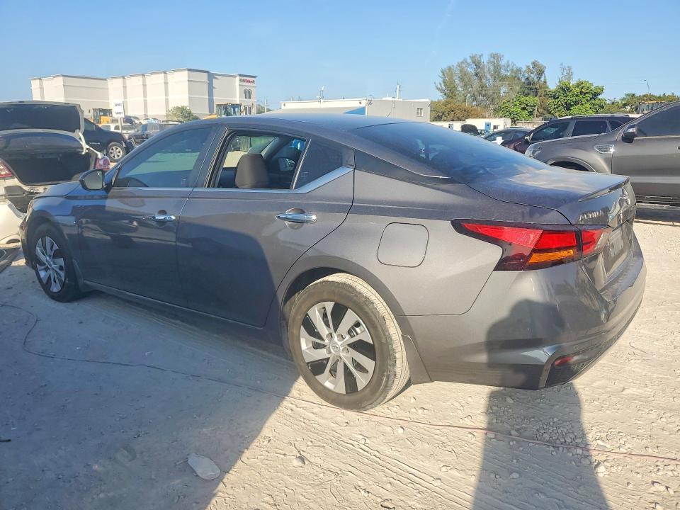 2024 Nissan Altima 2.5 s