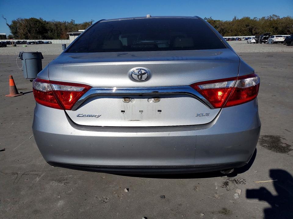 2015 Toyota Camry xle