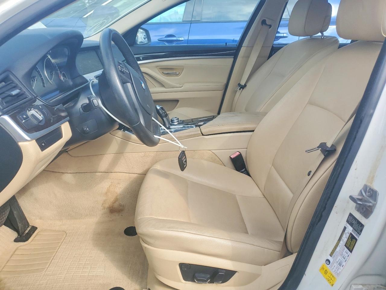 2013 BMW 528 i