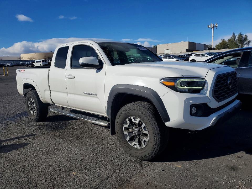 2022 Toyota Tacoma Access cab