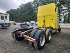 2000 Freigliner 2000 Freightliner Convention Semi Truck