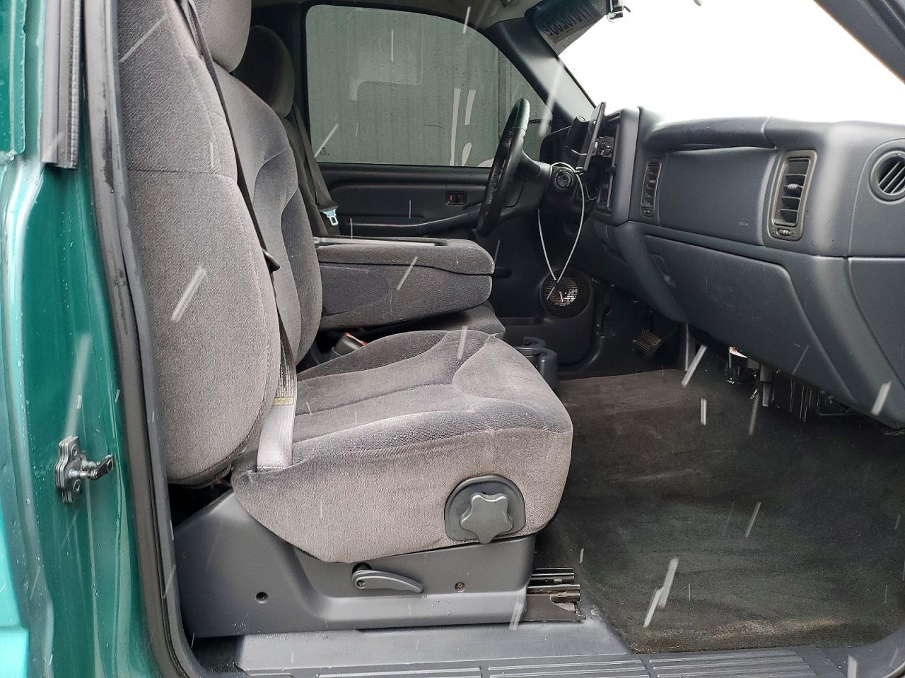 2001 GMC New Sierra C1500