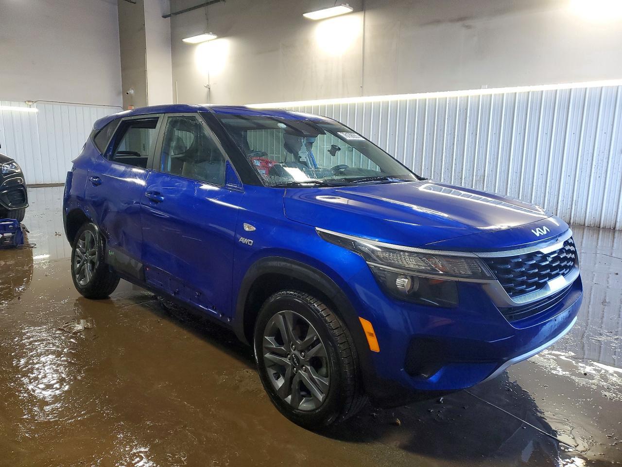 2023 KIA Seltos lx
