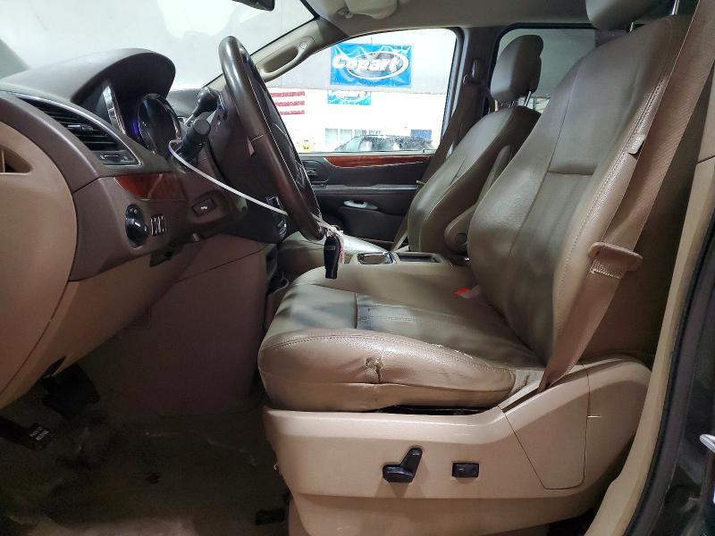 2012 Chrysler Town & Country Touring