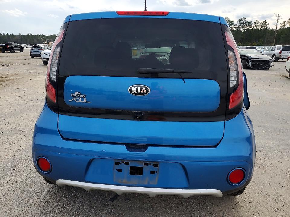 2017 KIA Soul +
