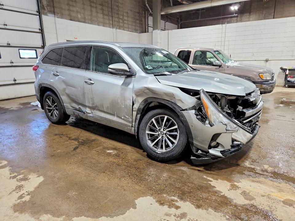 2018 Toyota Highlander