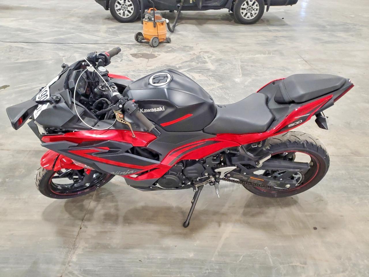 2025 Kawasaki EX500