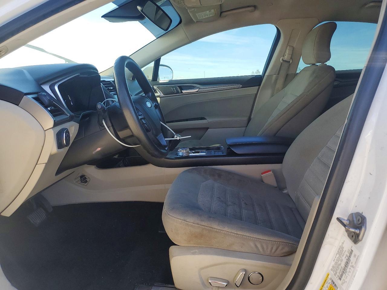 2019 Ford Fusion se