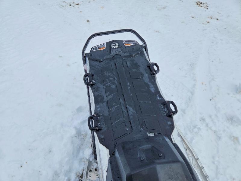 2022 Skidoo Snowmobile