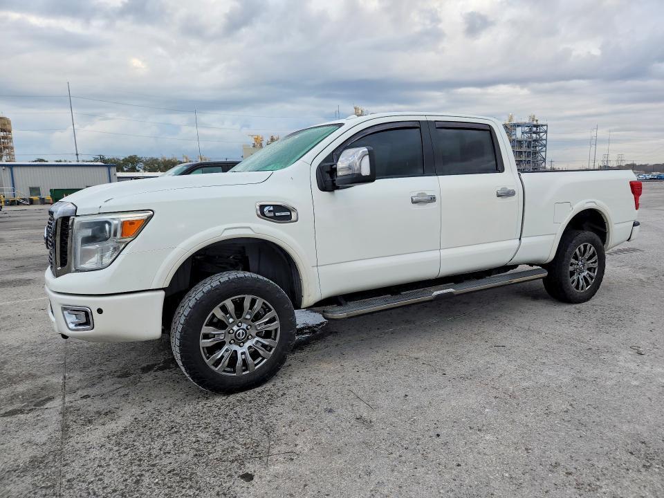 2016 Nissan Titan XD SL