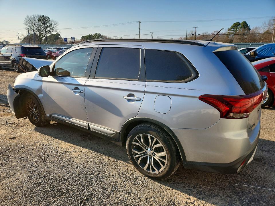 2016 Mitsubishi Outlander se