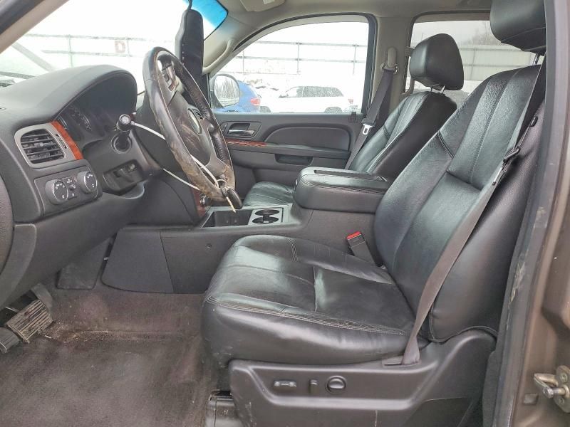 2013 Chevrolet Suburban K1500 lt