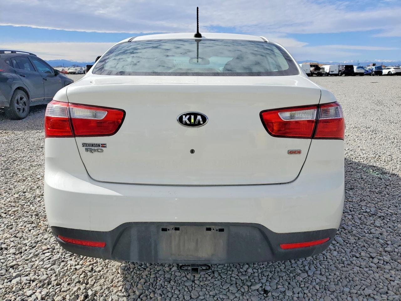 2013 KIA Rio lx