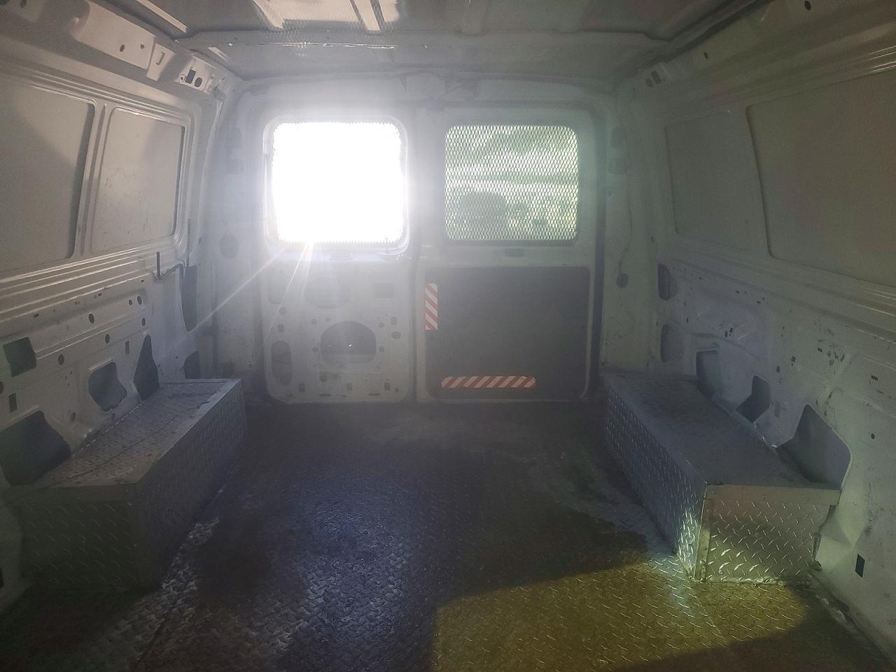 2012 Ford Econoline E250 van