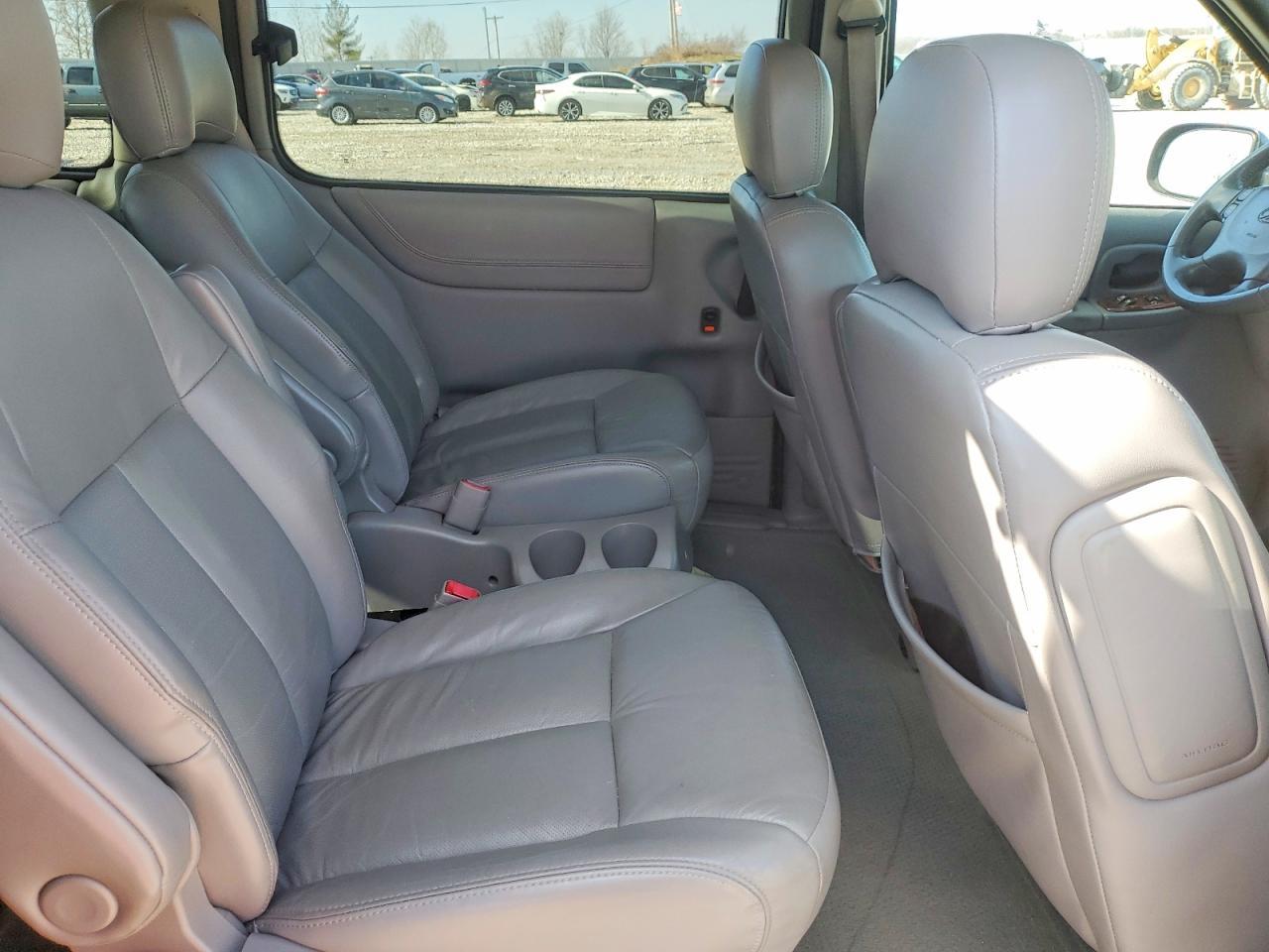 2002 Oldsmobile Silhouette
