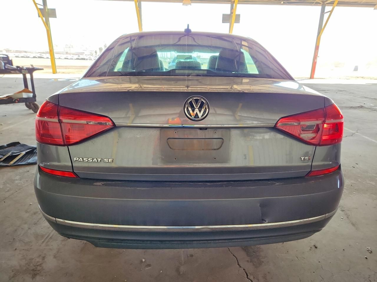 2016 Volkswagen Passat se