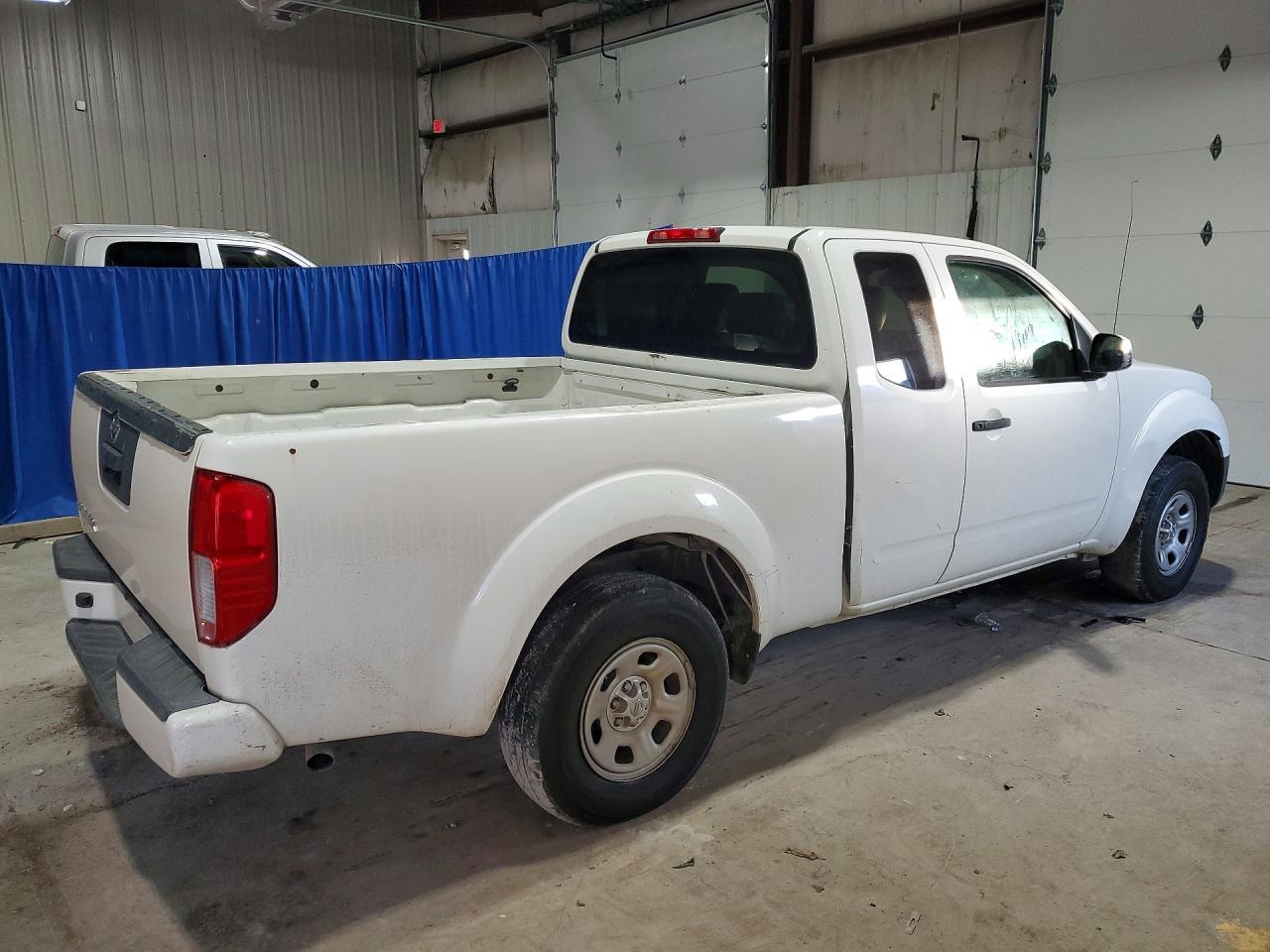 2019 Nissan Frontier s