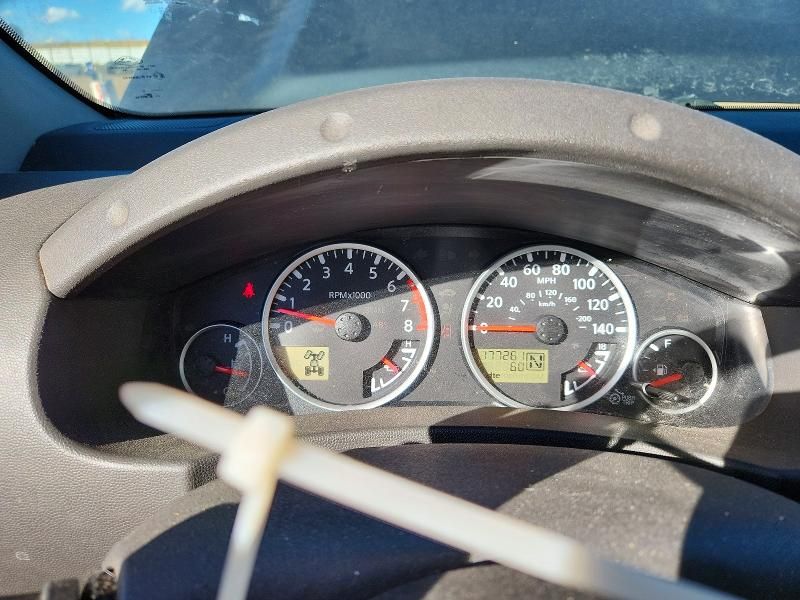 2012 Nissan Pathfinder s