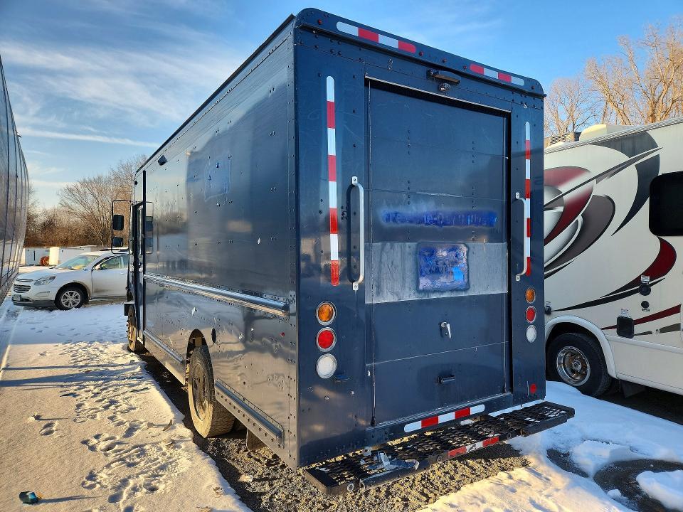 2021 Freightliner Chassis m Line Walk-in van
