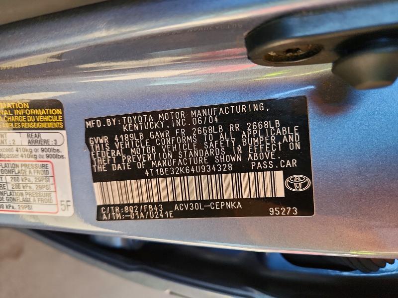 2004 Toyota Camry le