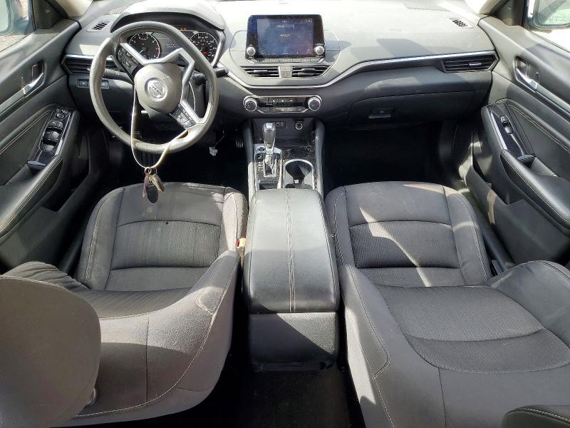 2021 Nissan Altima sv