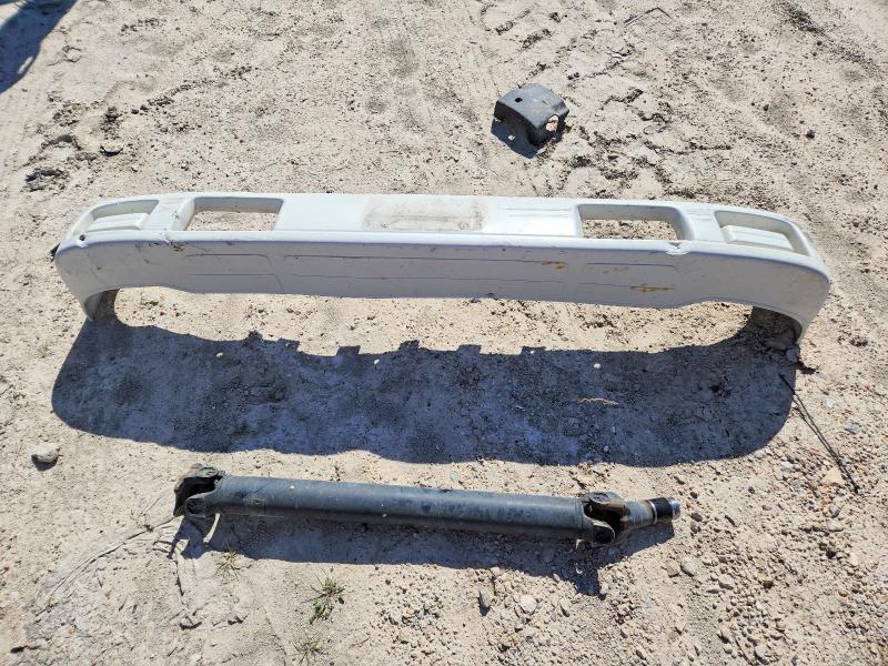 2019 Isuzu Npr hd Crew cab Flatbed Truck