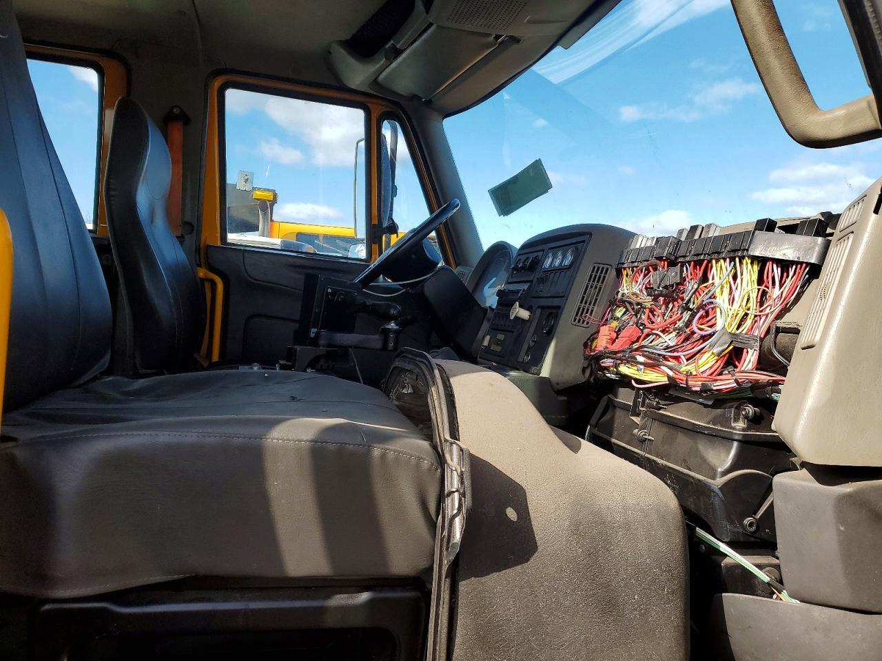 2014 International 7500 Dump Truck