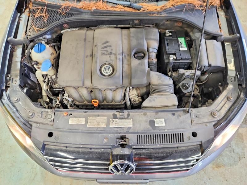 2012 Volkswagen Passat s