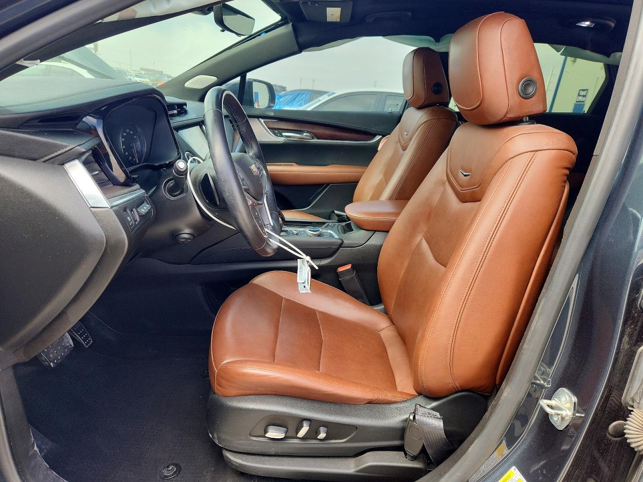 2021 Cadillac XT5 Premium Luxury