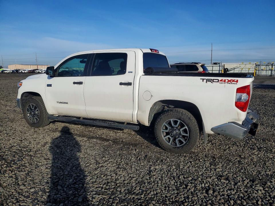 2017 Toyota Tundra Crewmax SR5