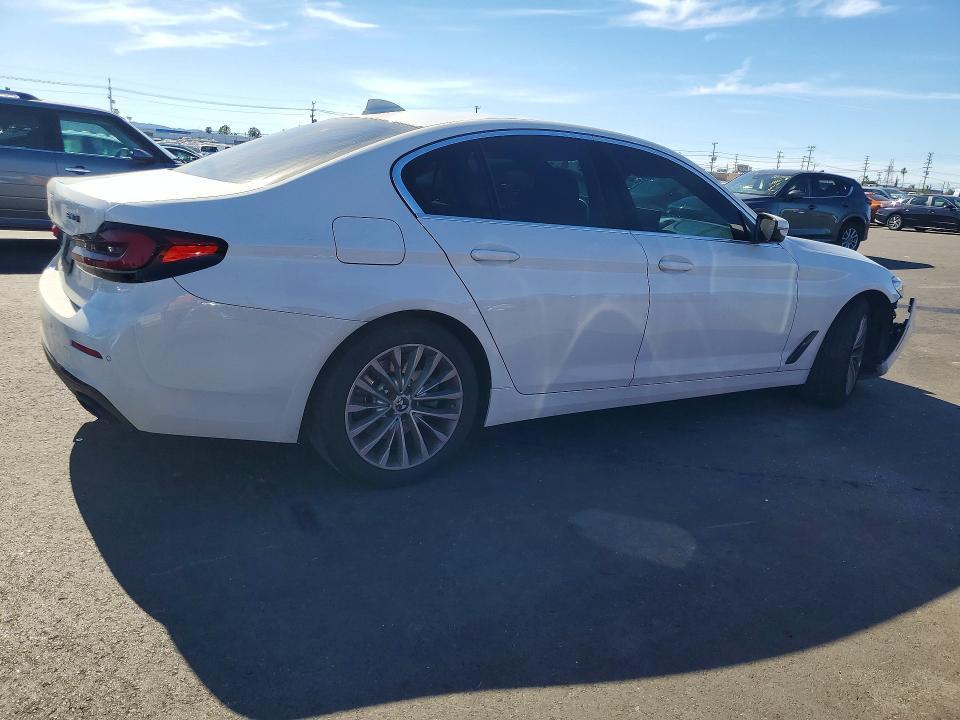 2021 BMW 530 i