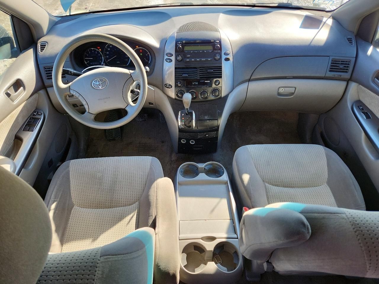 2009 Toyota Sienna ce