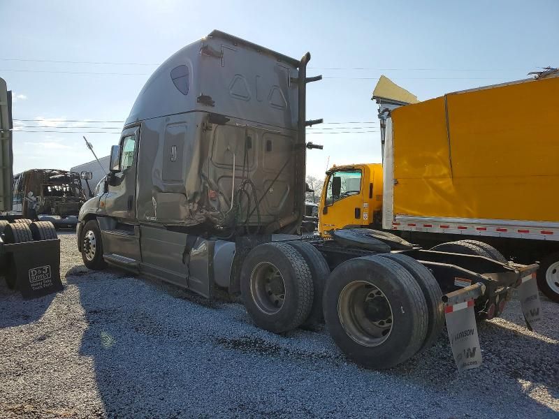 2020 Freightliner Cascadia Semi Truck