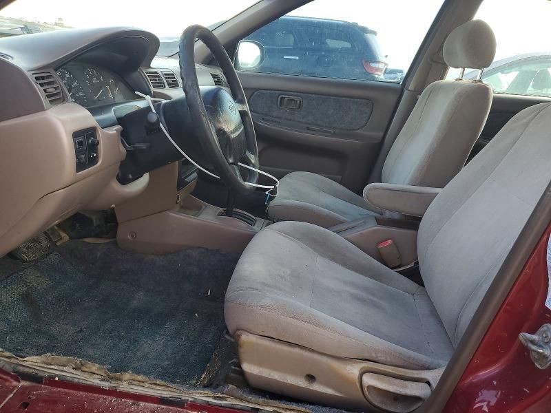 1995 Nissan Sentra Base