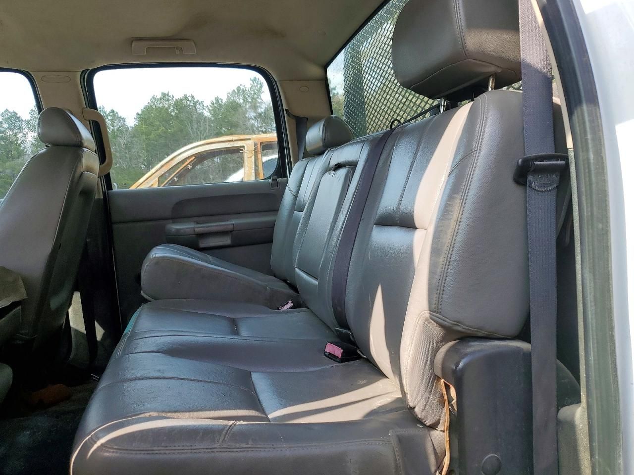 2009 Chevrolet Silverado Flatbed Truck