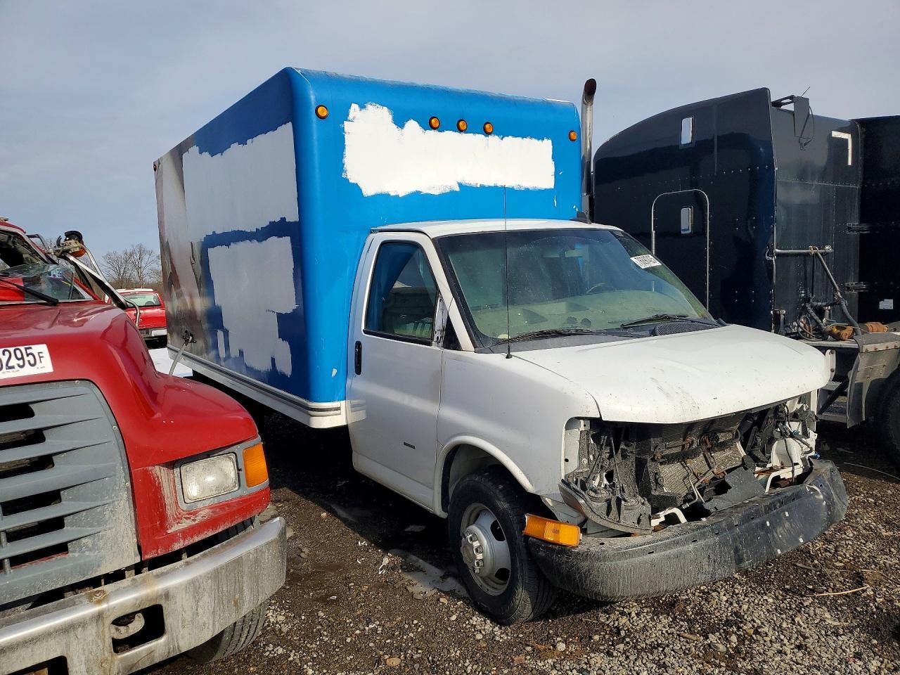 2019 Chev Rolet Express BOX Truck