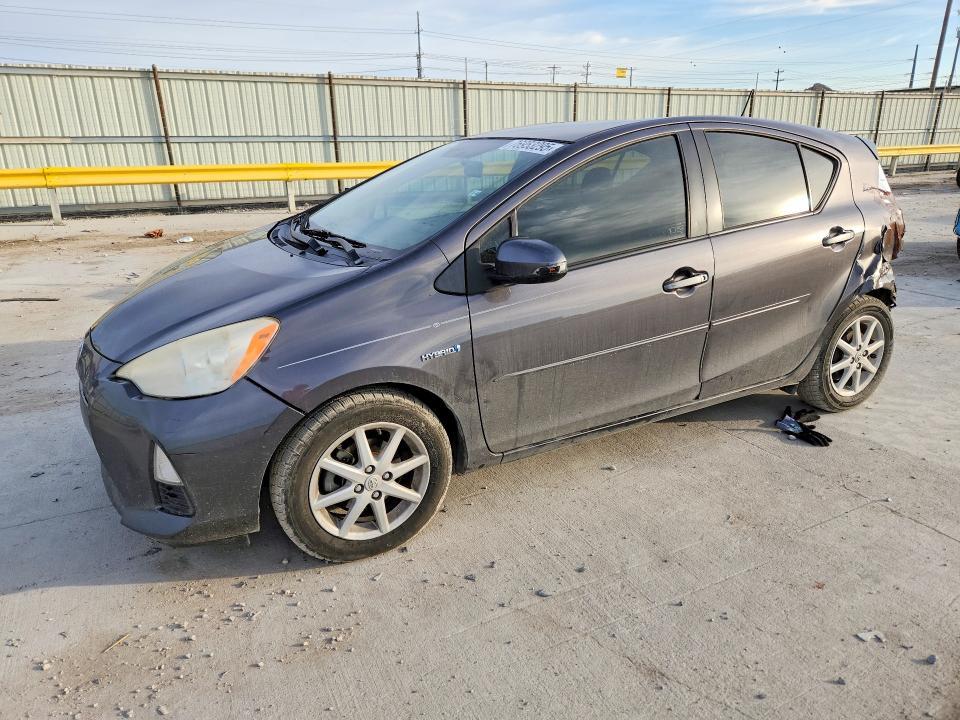 2013 Toyota Prius c
